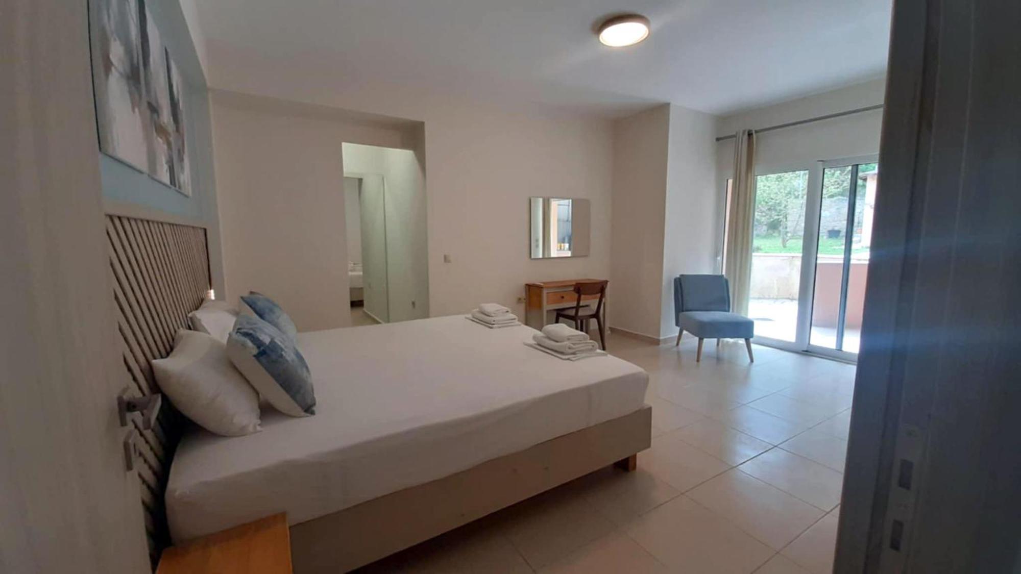 Loggos View Apartments Ликсури Экстерьер фото