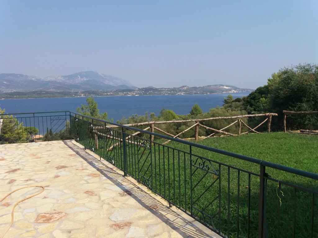 Loggos View Apartments Ликсури Экстерьер фото